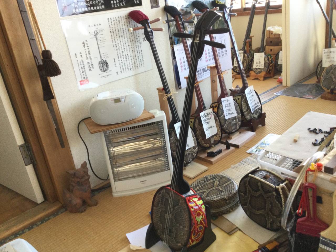 北海道釧路:三線-えぞ三弦製作販売クオレ三線工房えぞ三弦　　今年最後のブログになるかもです