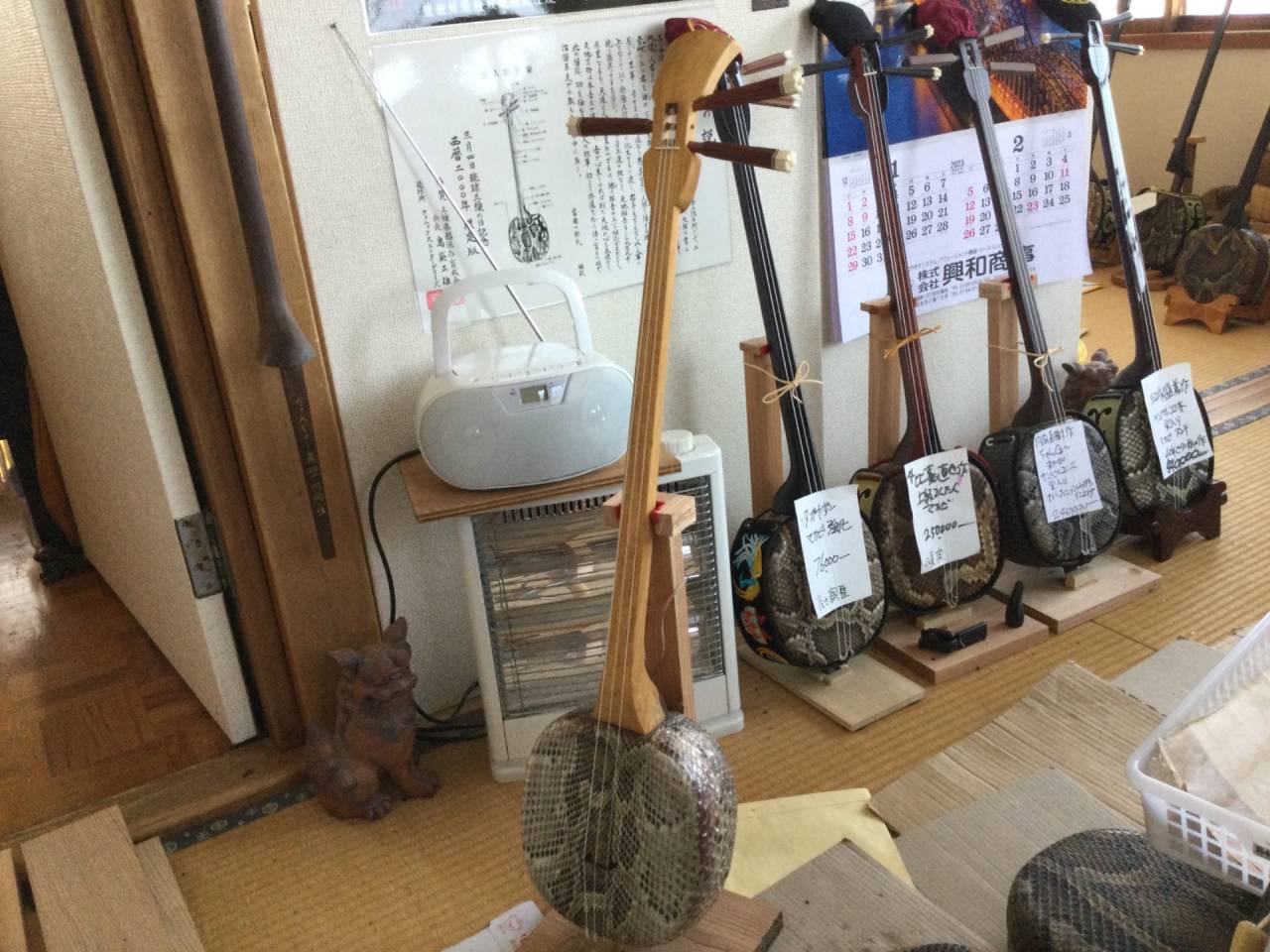 北海道釧路:三線-えぞ三弦製作販売クオレ三線工房えぞ三弦　　こんなのもございますのお話